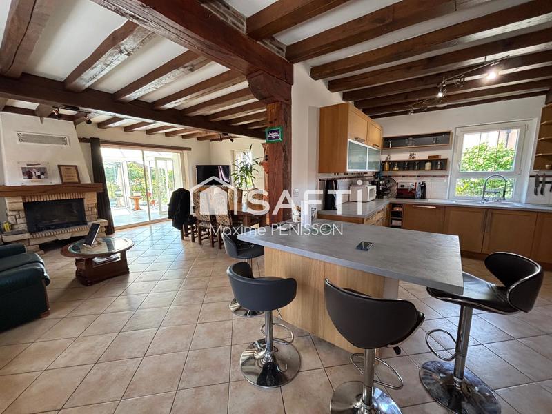 Maison - 260 m² - 6 pièces