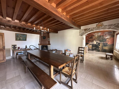 Maison - 148 m² - 10 pièces