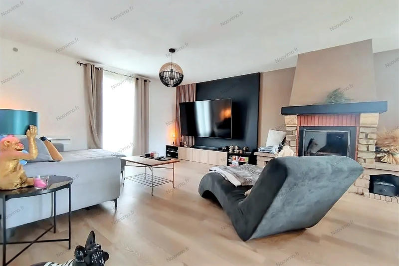 Maison - 165 m² - 7 pièces