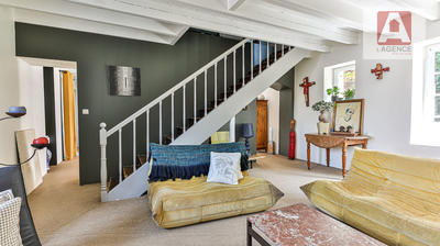 Maison - 187 m² - 5 pièces