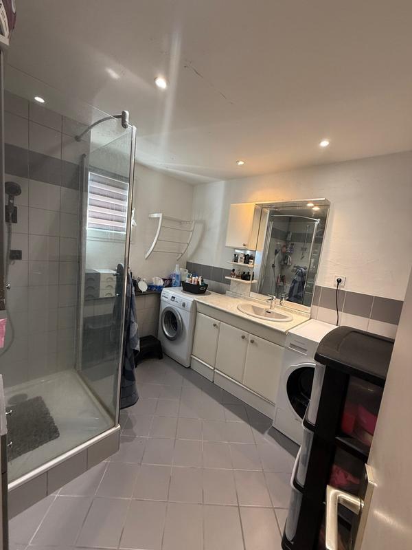 Appartement - 97 m² - 5 pièces