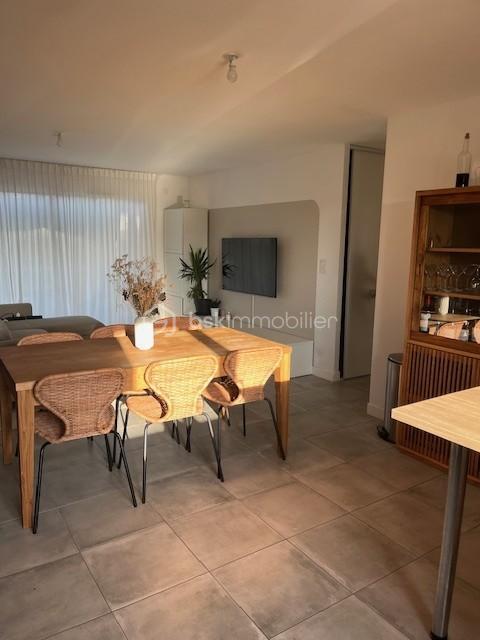 Maison - 84 m² - 4 pièces