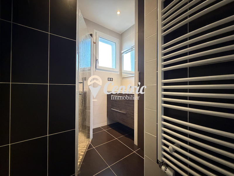 Maison - 92 m² - 3 pièces