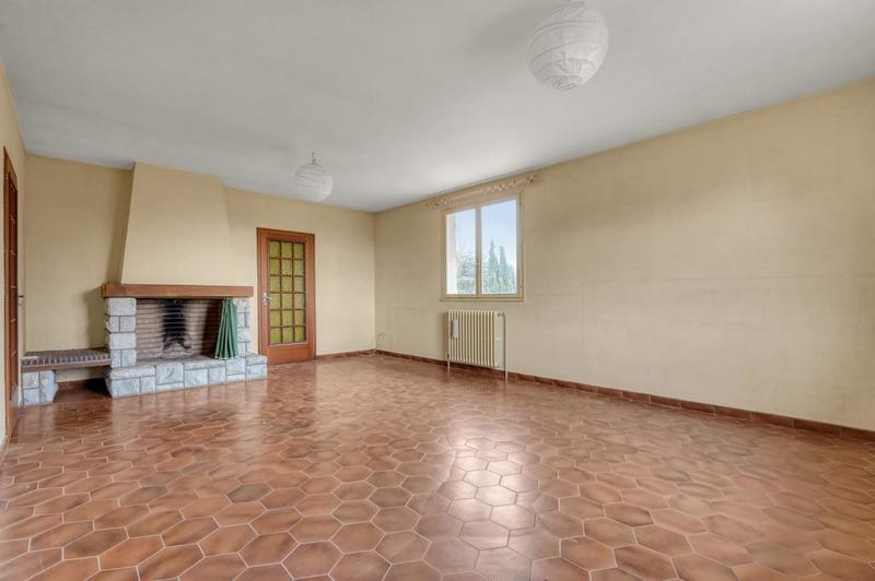Maison - 235 m² - 7 pièces