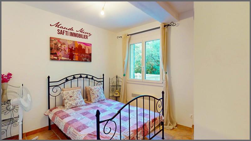 Villa - 160 m² - 8 pièces