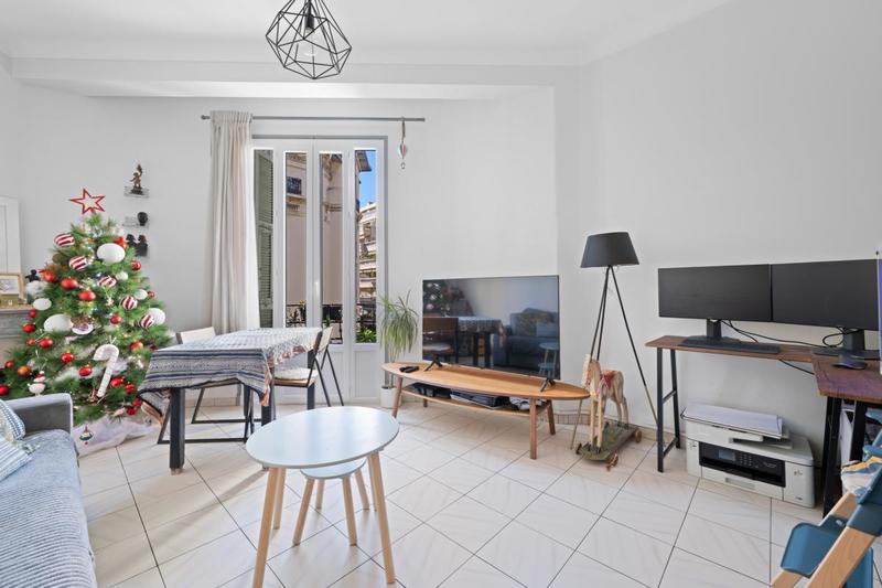 Appartement - 61 m² - 3 pièces