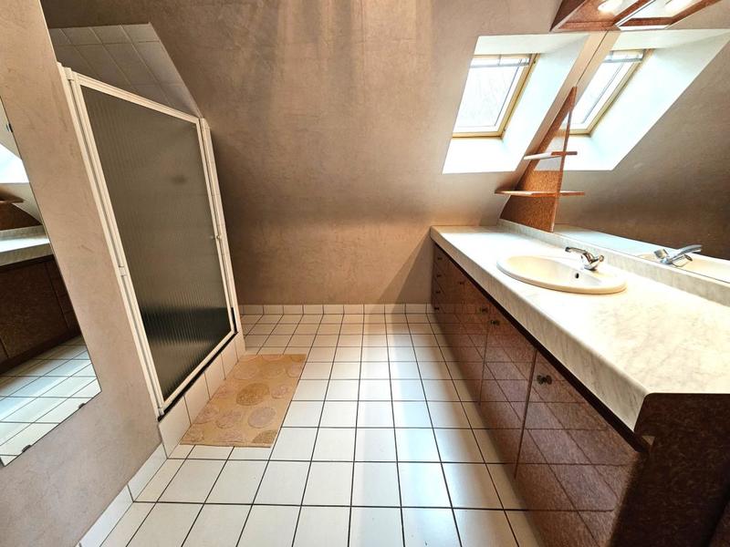 Maison - 178 m² - 7 pièces