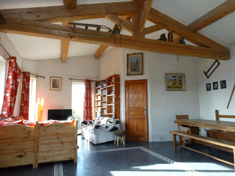Maison - 180 m² - 8 pièces