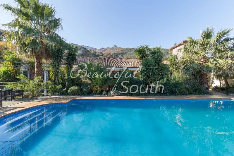 Gîte - 480 m² - 17 pièces