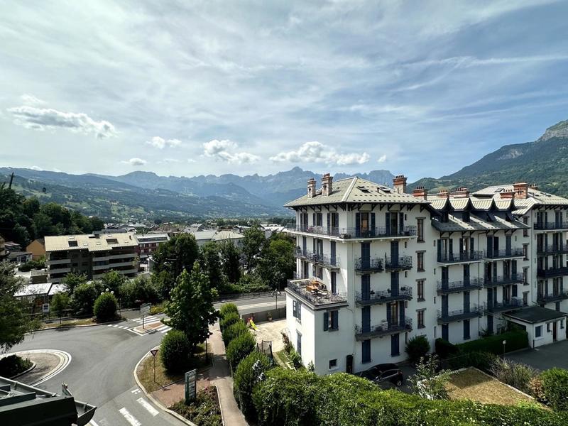 Appartement - 92 m² - 4 pièces