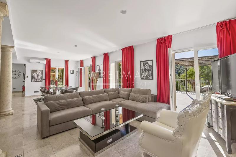 Villa - 440 m² - 10 pièces