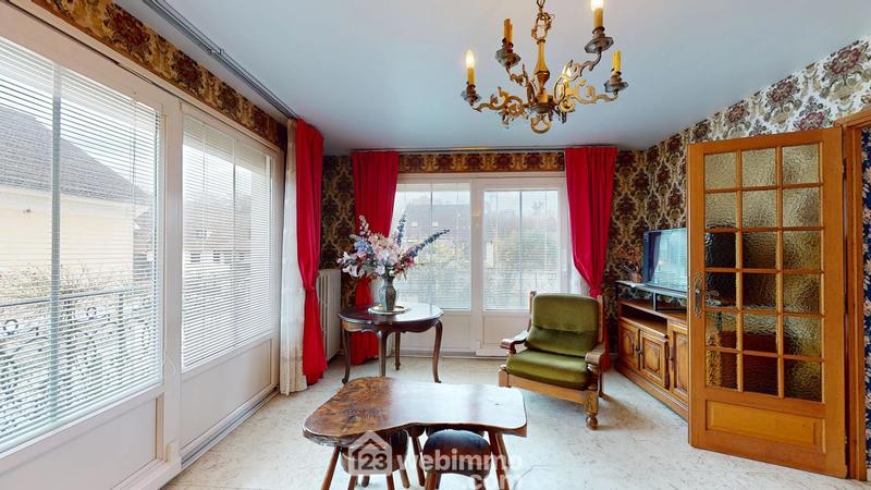 Maison - 136 m² - 2 pièces