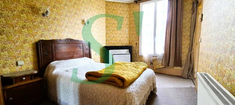 Maison - 216 m² - 10 pièces