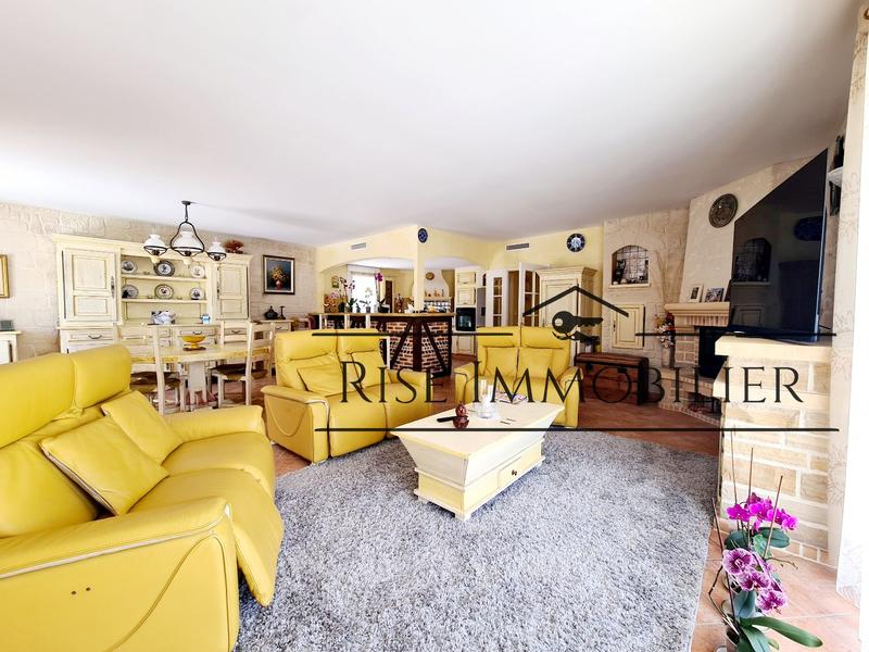 Villa - 152 m² - 5 pièces