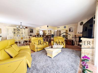 Villa - 152 m² - 5 pièces