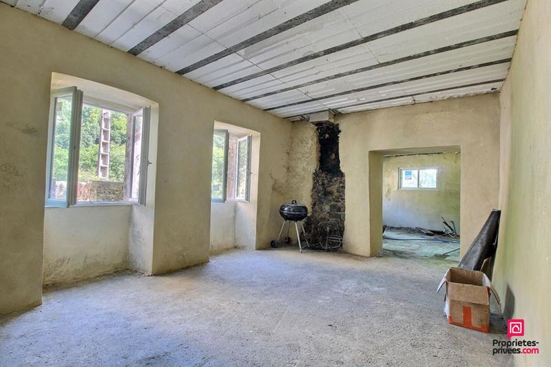 Maison - 244 m² - 9 pièces