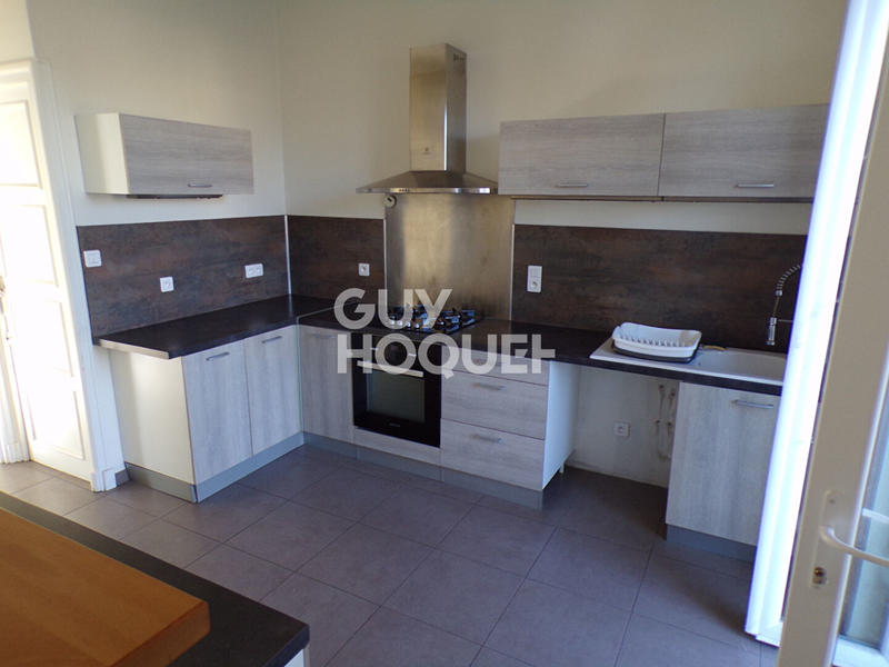 Maison - 154 m² - 10 pièces