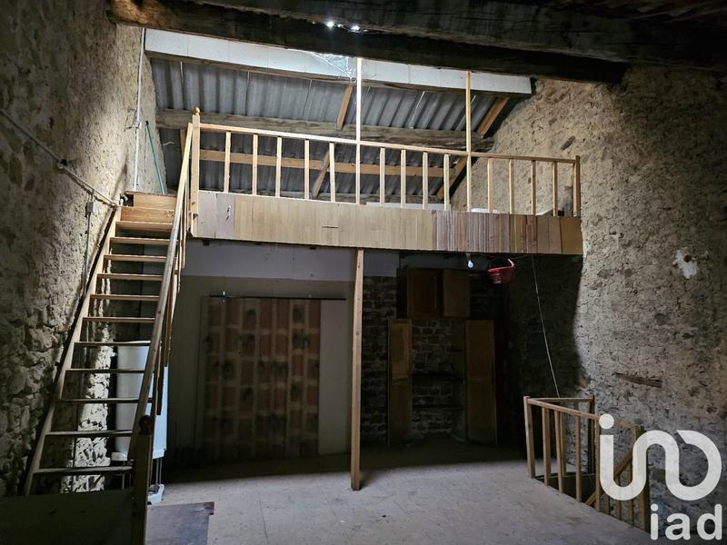 Loft - 139 m² - 2 pièces