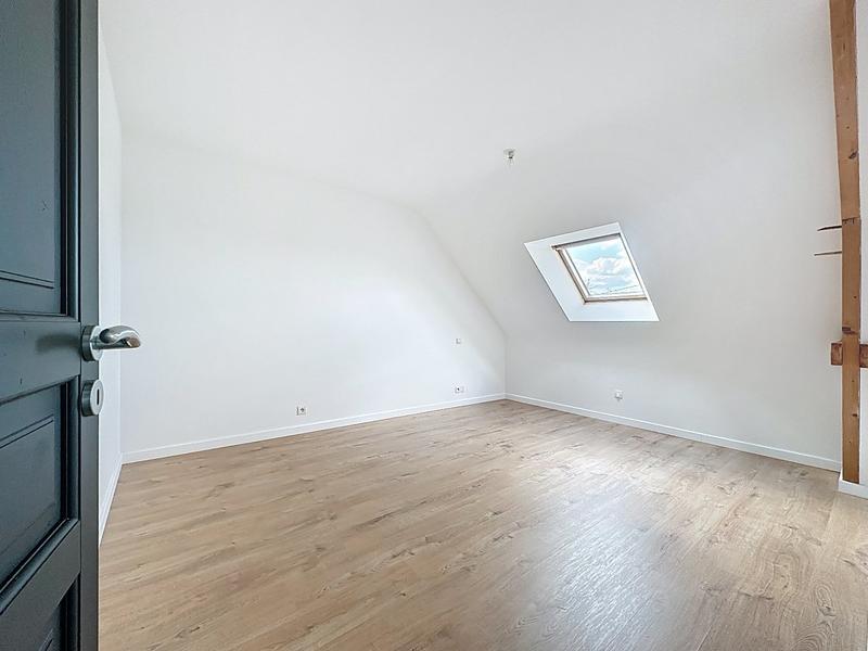 Maison - 139 m² - 6 pièces