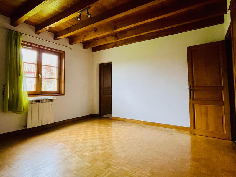 Maison - 143 m² - 4 pièces