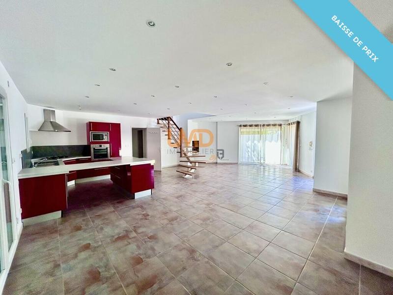 Maison - 150 m² - 5 pièces