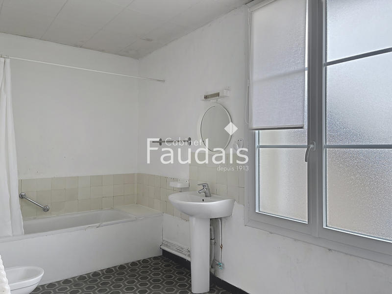 Appartement - 115 m² - 5 pièces