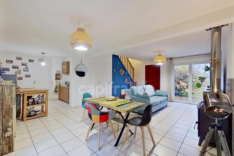 Maison - 90 m² - 4 pièces