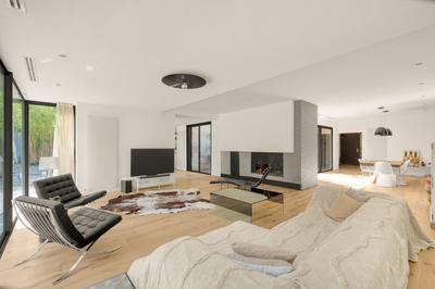 Maison contemporaine - 197 m² - 5 pièces