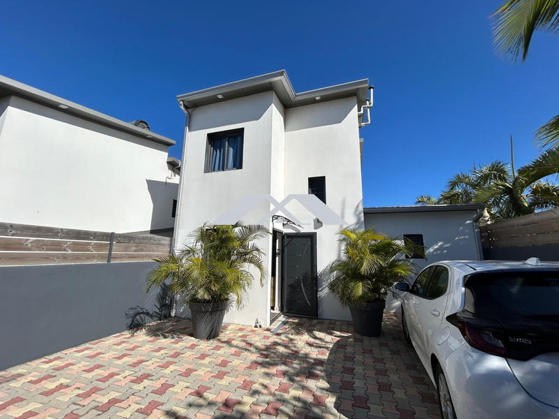 Maison - 120 m² - 4 pièces