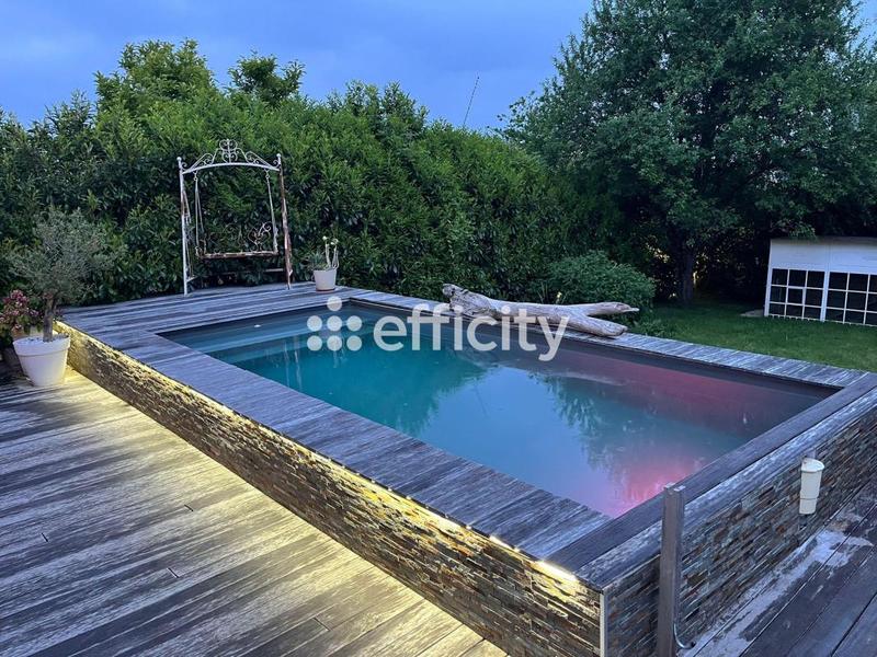 Maison en pierre - 190 m² - 7 pièces