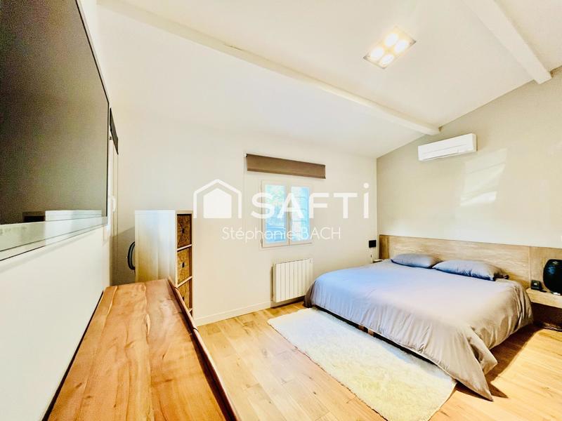 Maison - 179 m² - 8 pièces