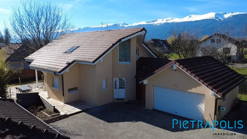 Villa - 189 m² - 5 pièces