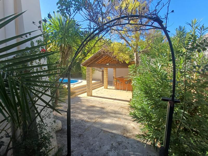 Maison - 95 m² - 6 pièces