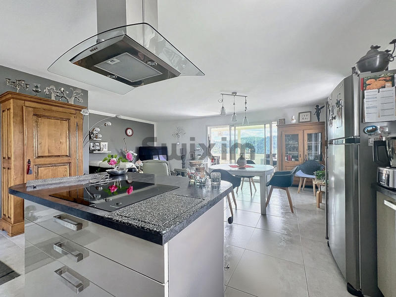 Villa - 113 m² - 6 pièces