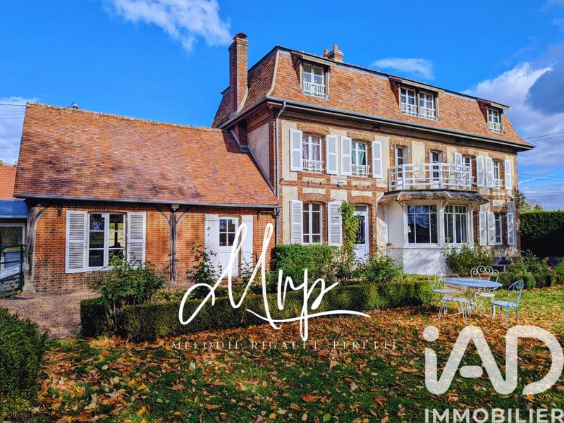 Maison - 228 m² - 8 pièces