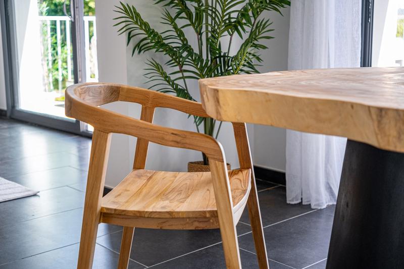 Maison - 210 m² - 7 pièces