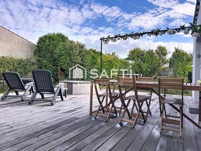 Maison - 122 m² - 5 pièces