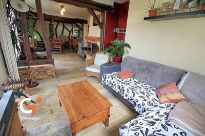 Maison - 112 m² - 6 pièces