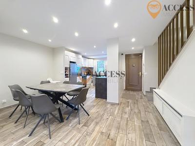 Pavillon - 96 m² - 5 pièces