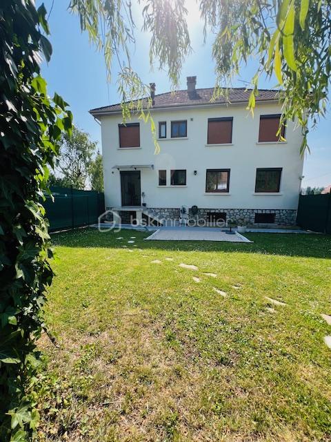 Appartement - 77 m² - 3 pièces