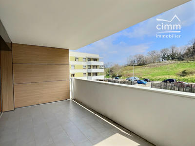 Appartement - 72 m² - 3 pièces