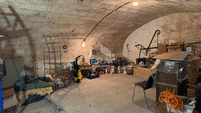 Immeuble - 13 pièces