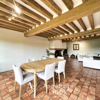 Maison - 150 m² - 7 pièces