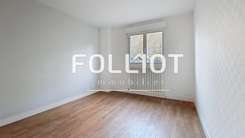 Maison - 92 m² - 5 pièces