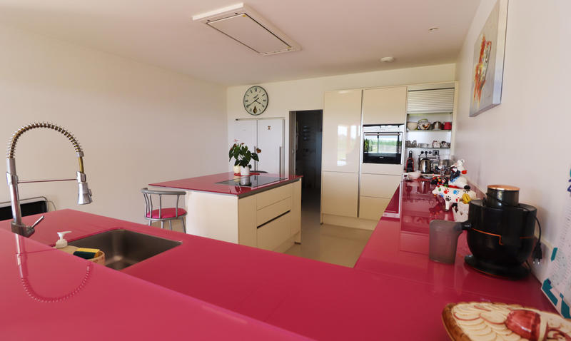 Maison - 220 m² - 7 pièces