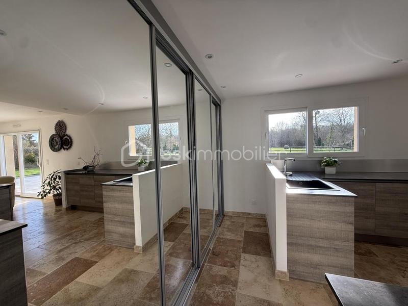 Maison - 161 m² - 6 pièces