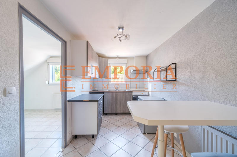 Maison - 180 m² - 11 pièces