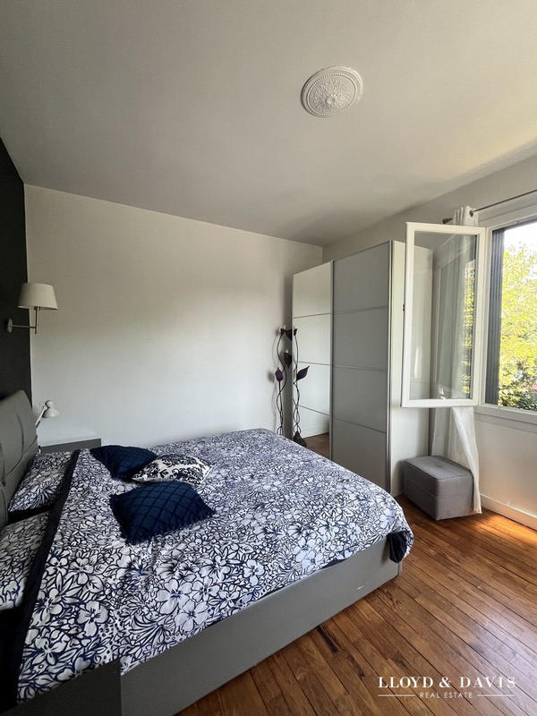 Maison contemporaine - 223 m² - 8 pièces