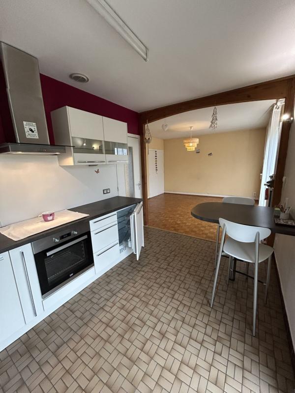 Maison - 88 m² - 4 pièces