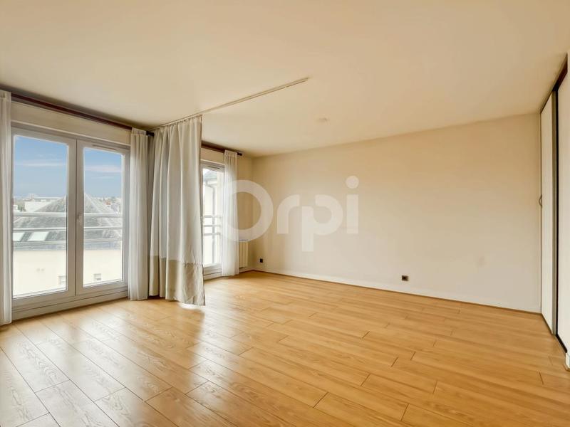 Appartement - 94 m² - 3 pièces
